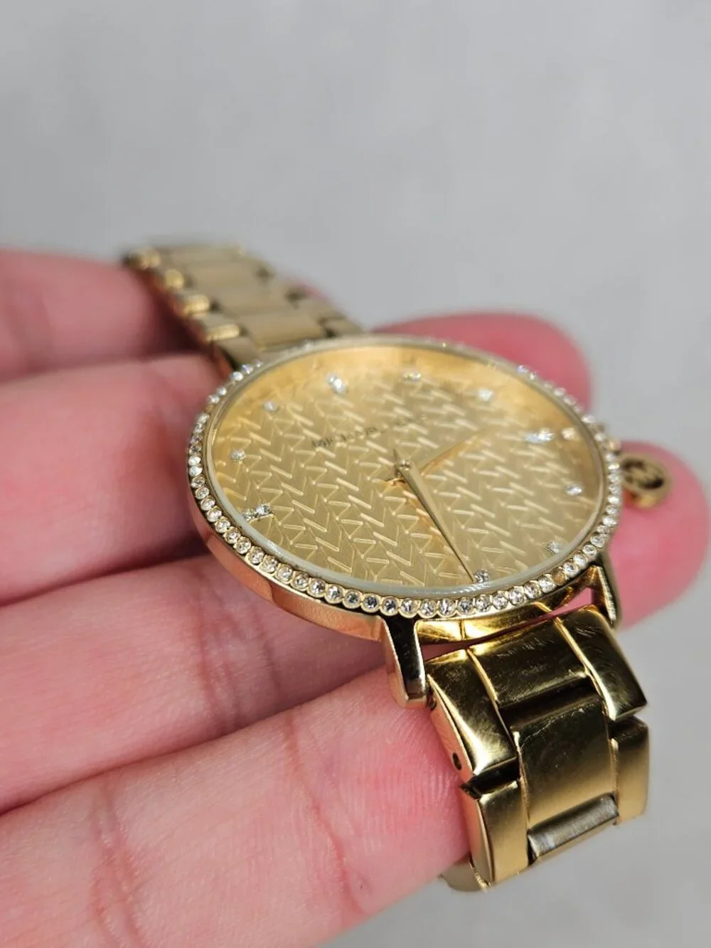 Michael Kors MK7572 Mini Pyper Pave Crystal Gold Tone Womens Watch Wristwatch